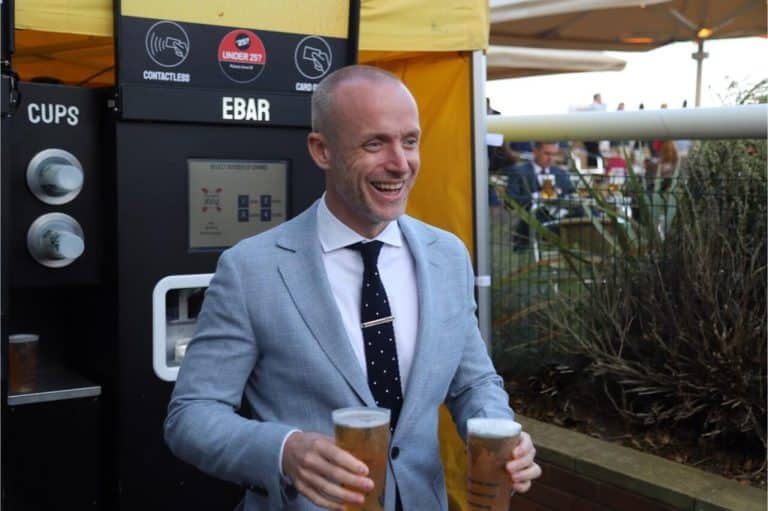 EBar | Automated Beer Kiosk | Self-serve pour of fast, perfect pints